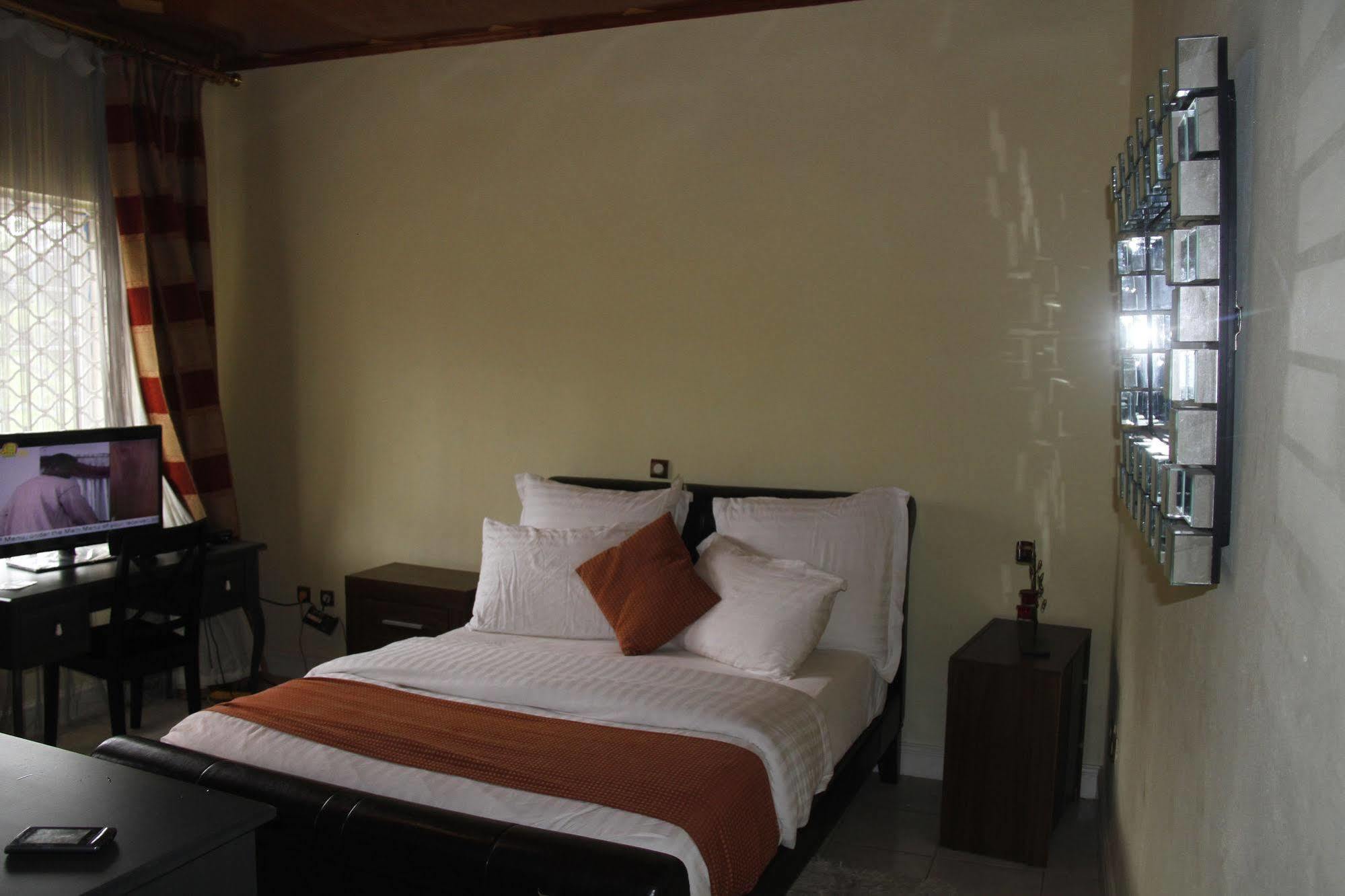 Hotel Saddle Hill Ranch Bafut Esterno foto