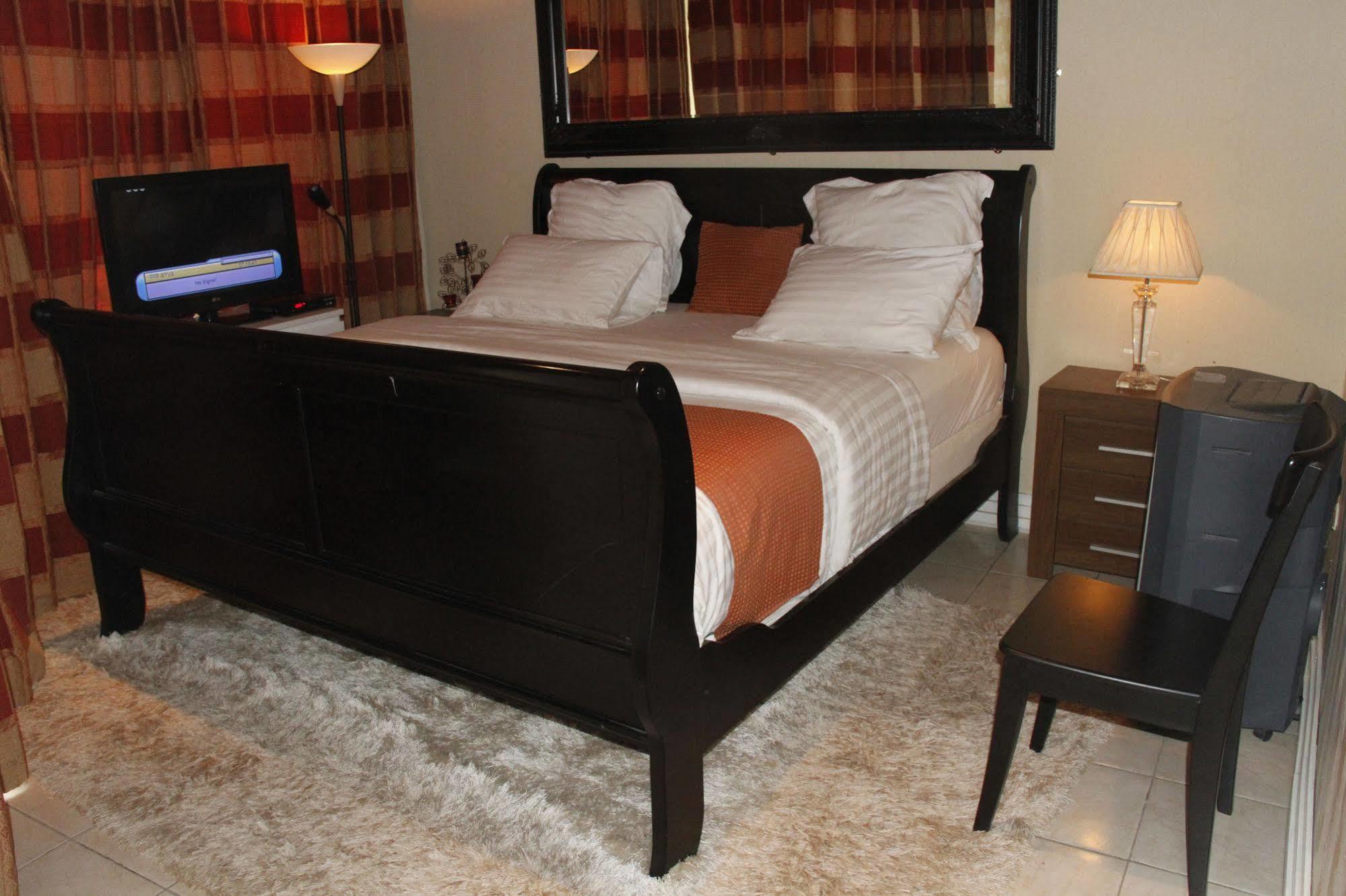 Hotel Saddle Hill Ranch Bafut Esterno foto