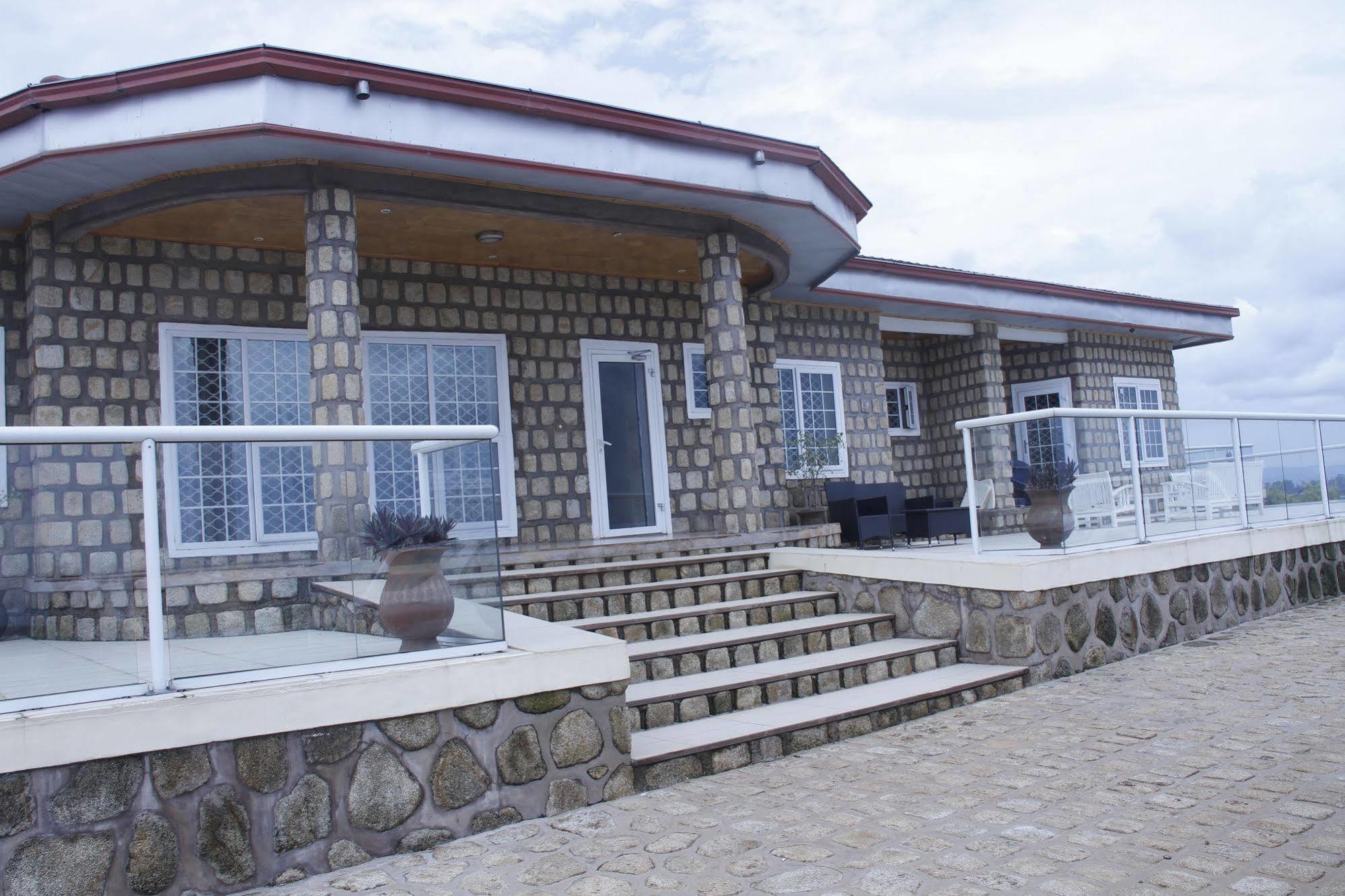 Hotel Saddle Hill Ranch Bafut Esterno foto