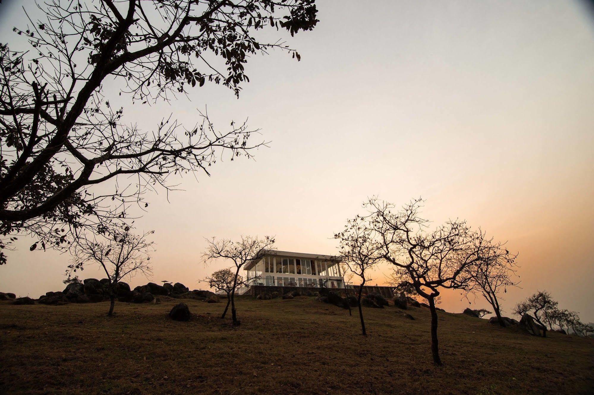 Hotel Saddle Hill Ranch Bafut Esterno foto